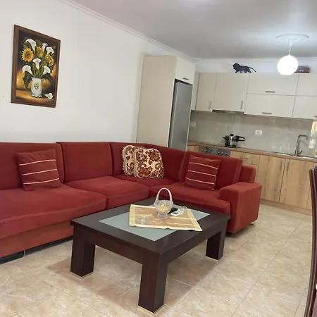 Villa Isufi House *