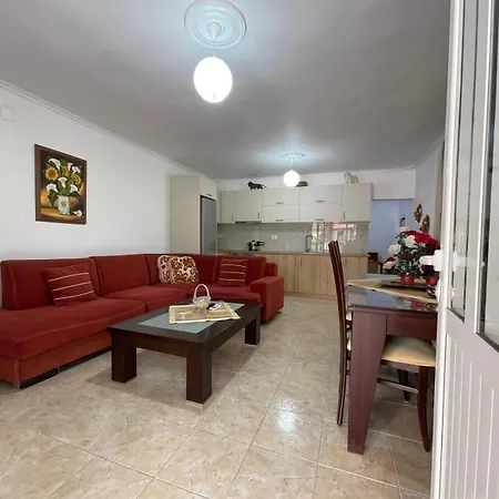 Isufi House Villa Delvine