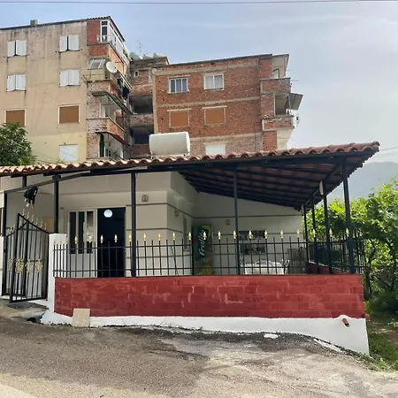 Isufi House * Delvine