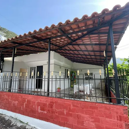 Villa Isufi House